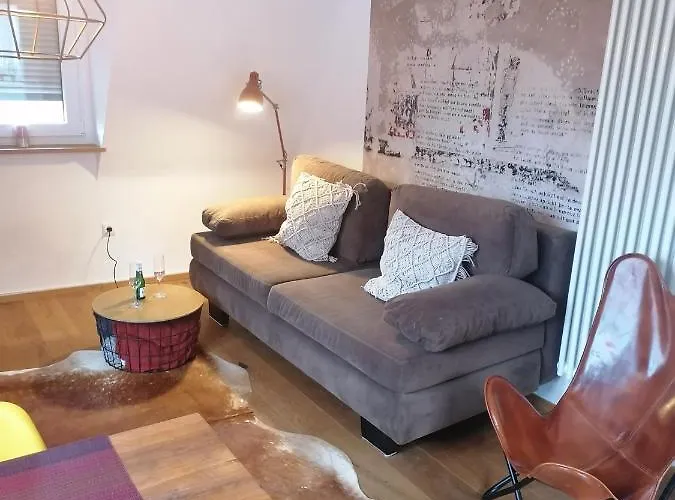 Stilvolle Direkt In Der Appartement
