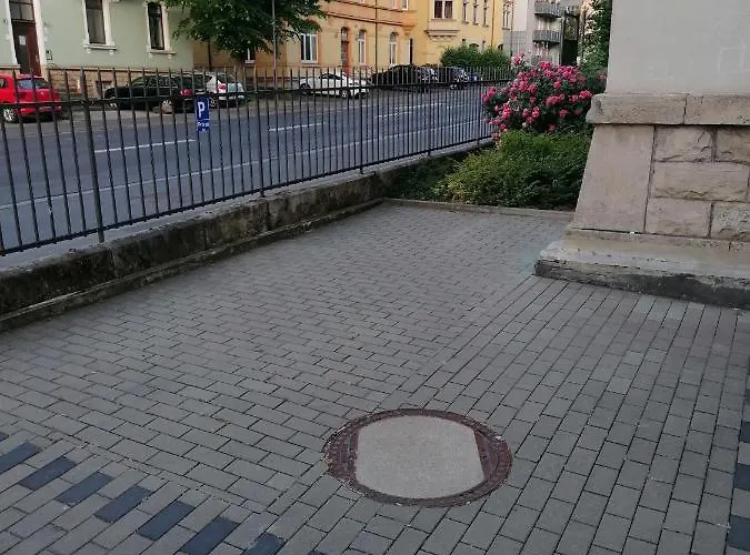 Stilvolle Direkt In Der Appartement